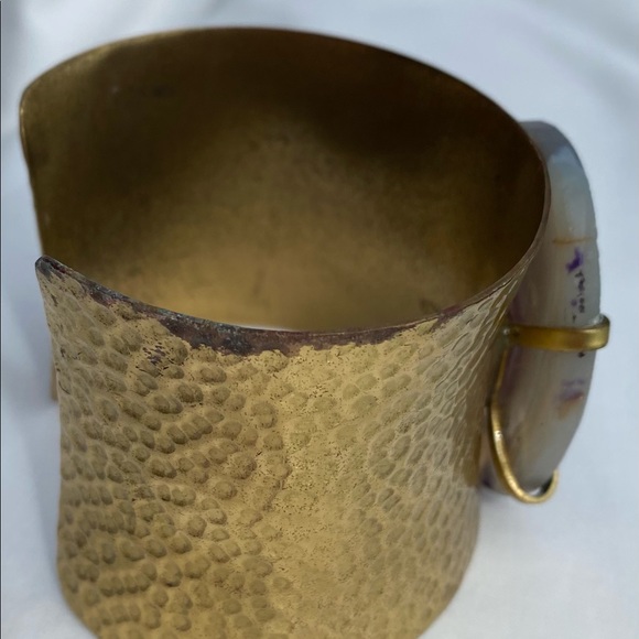 Large Natural Stone Cuff Bracelete Golden - Picture 6 of 9